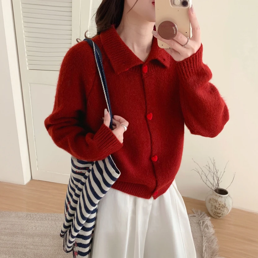 2025新款韩系甜美高领爱心包扣针织开衫翻领宽松毛衣复古立领