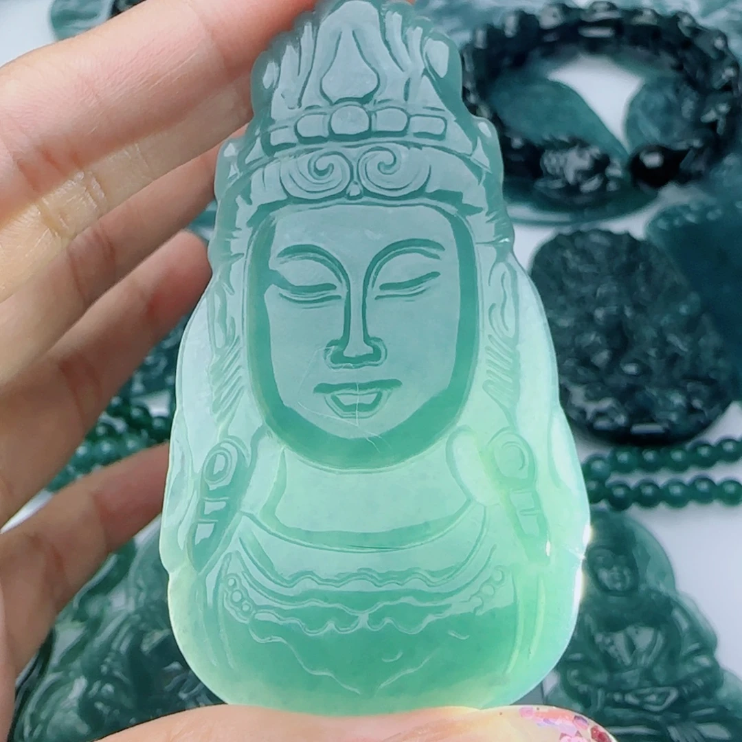颈饰未镶嵌翡翠多样性发货天然的A货翡翠
