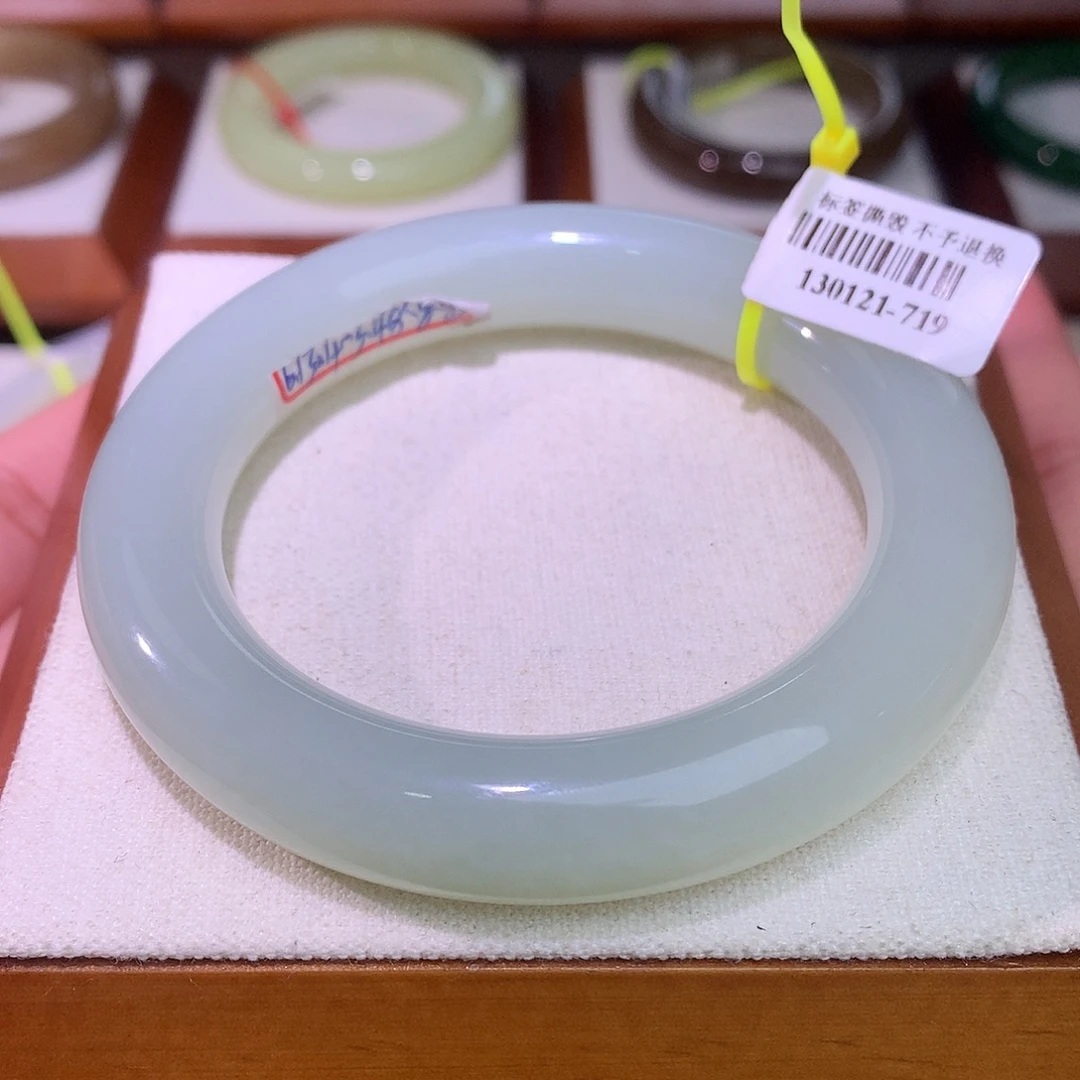 未镶嵌手镯和田玉和田玉5960