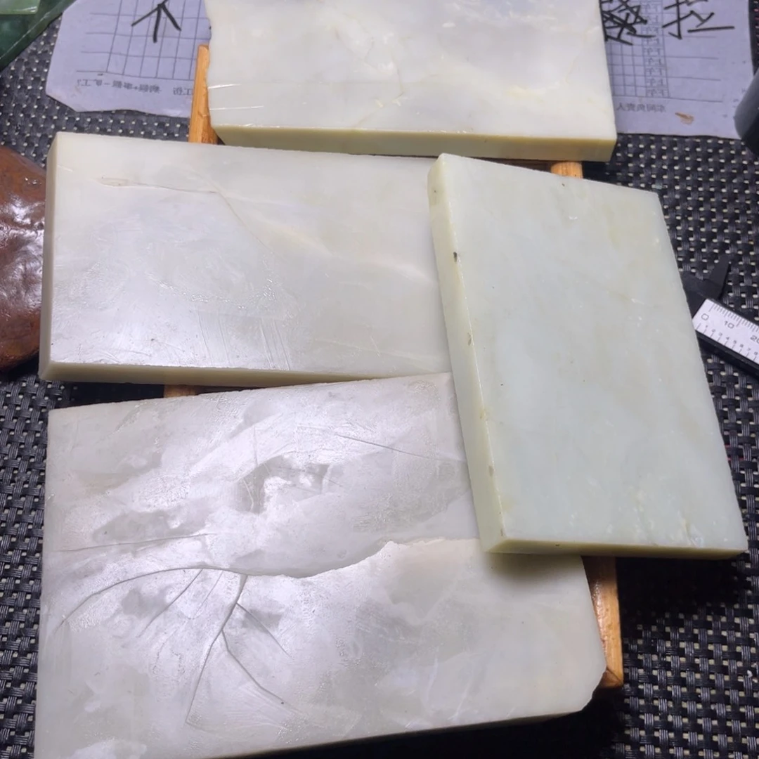 未镶嵌和田玉（子料）挂件