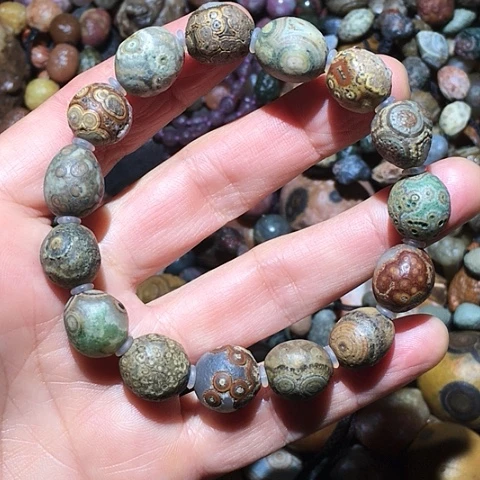 石材三彩眼原石手链