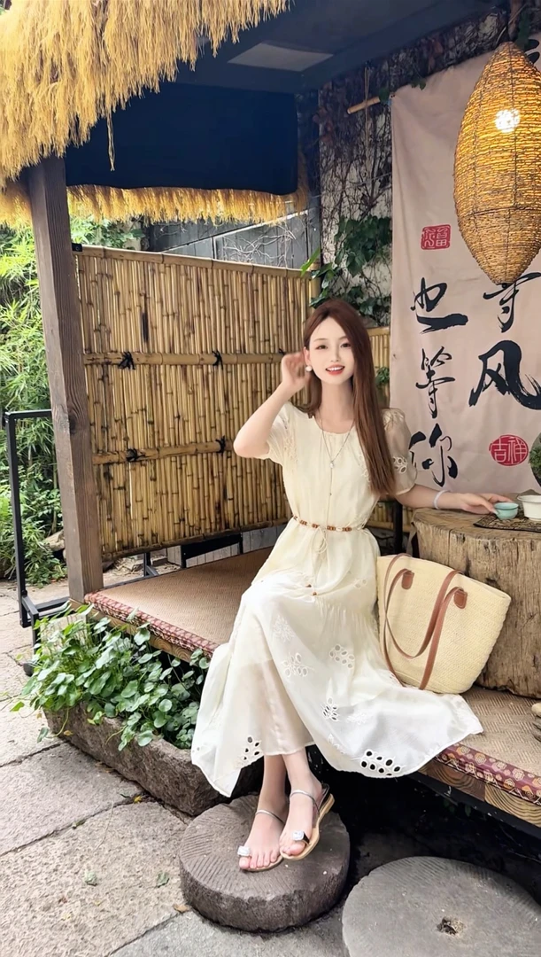 /cty/【繁花】设计感连衣裙2025新款天丝刺绣宽松显瘦法式长裙