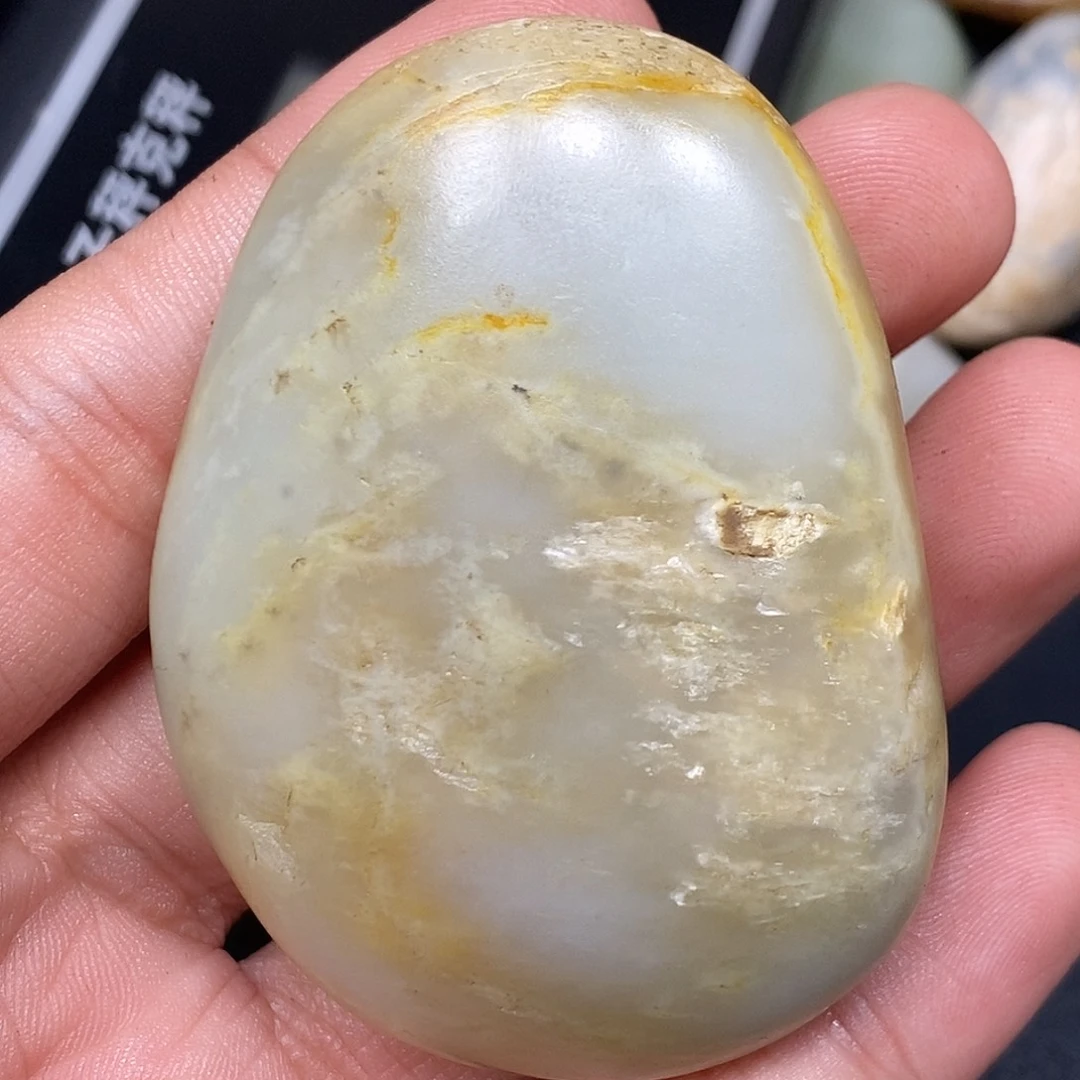 和田玉（糖玉）未镶嵌挂件