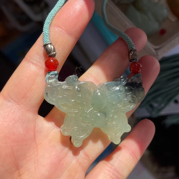 蝴蝶紫罗兰雕刻精美时尚百搭气质