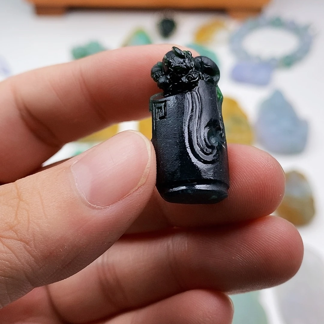 定制翡翠未镶嵌翡翠
