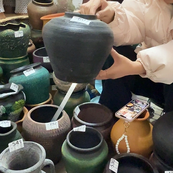 瑕疵黑坛子607高度20口径8