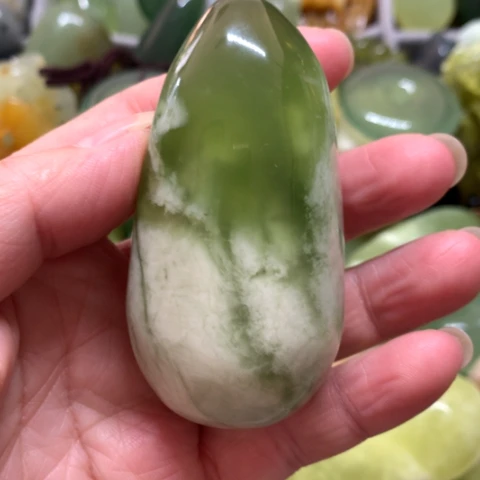 蛇纹石玉未镶嵌手把件