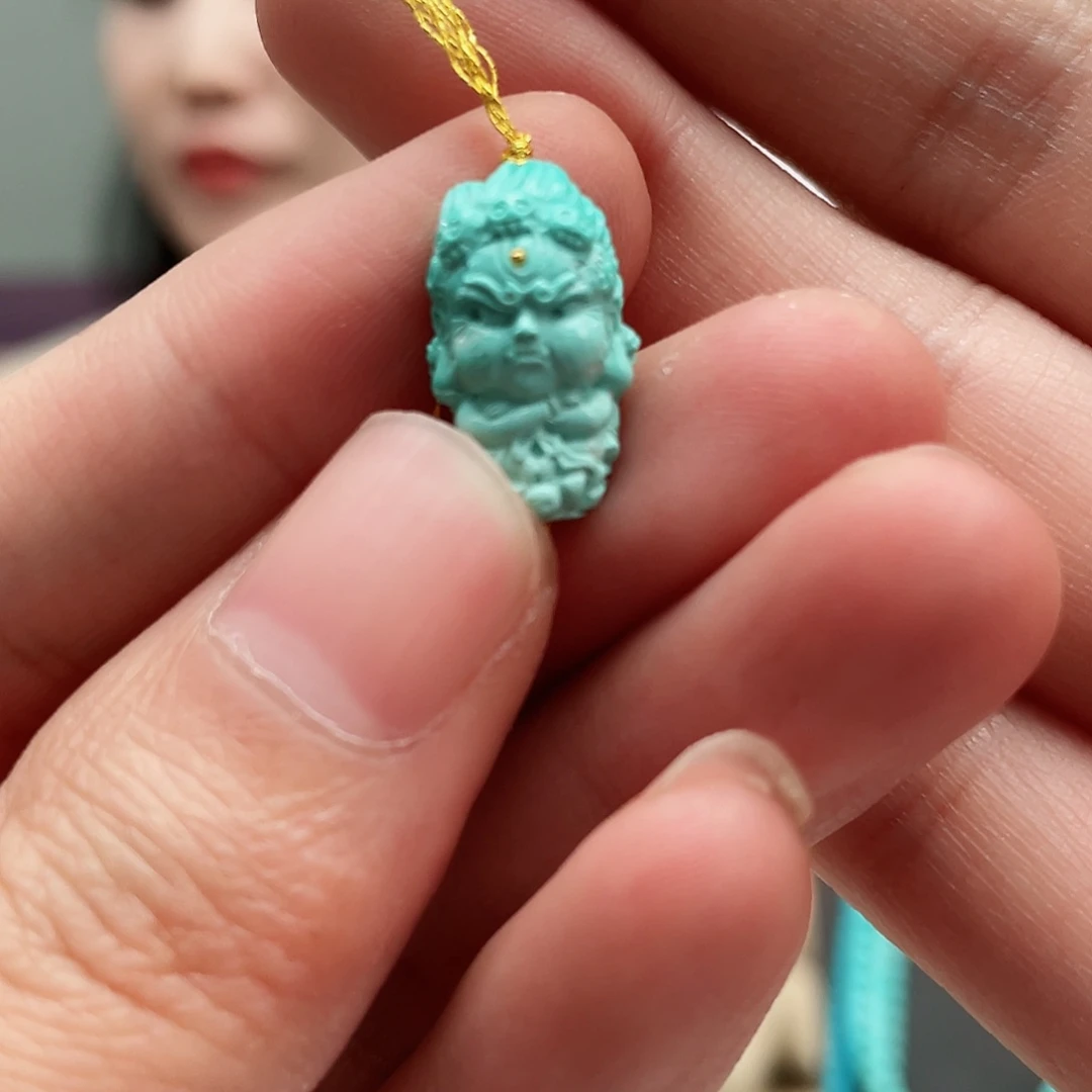 绿松石颈饰未镶嵌