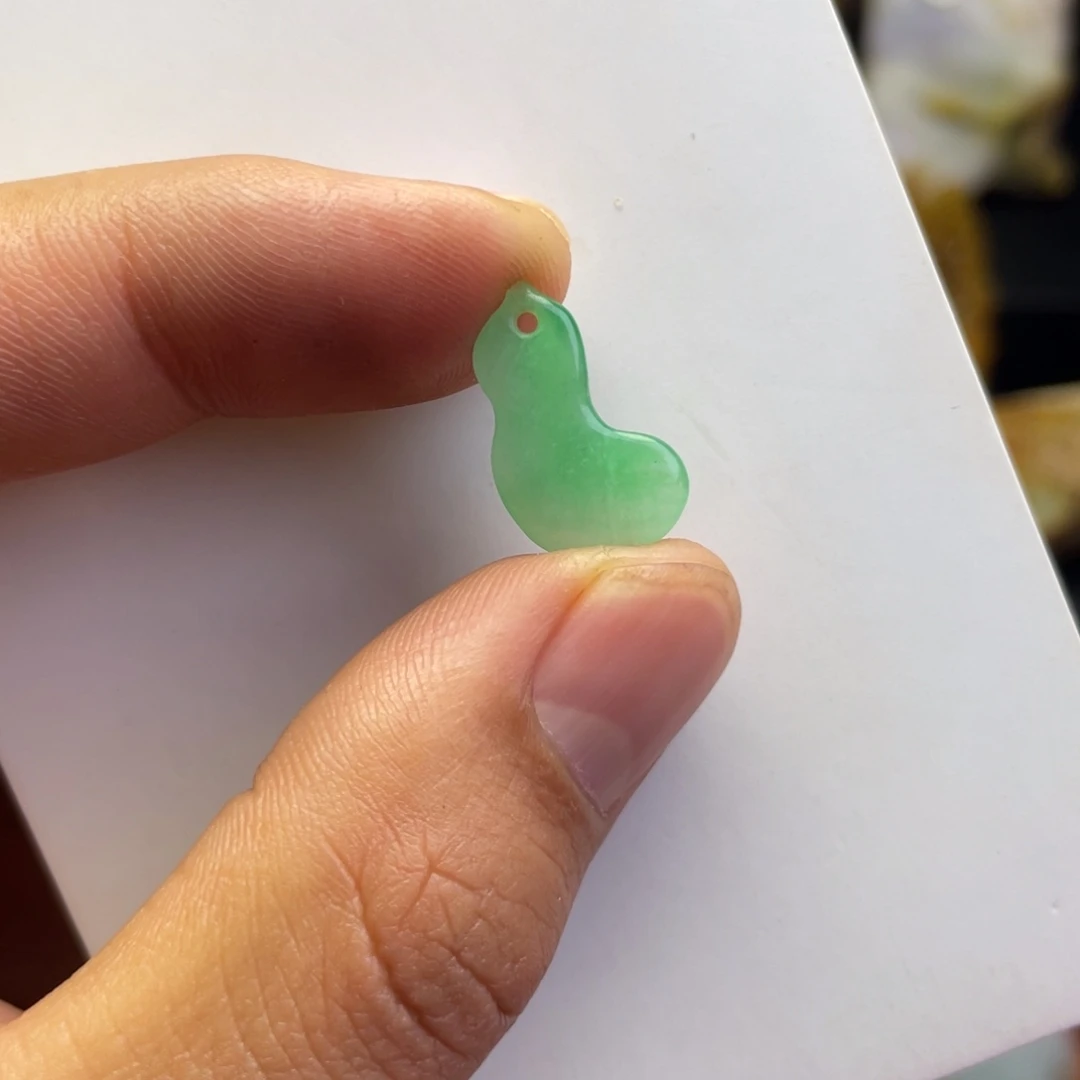 定制翡翠未镶嵌纯天然A货翡翠定制