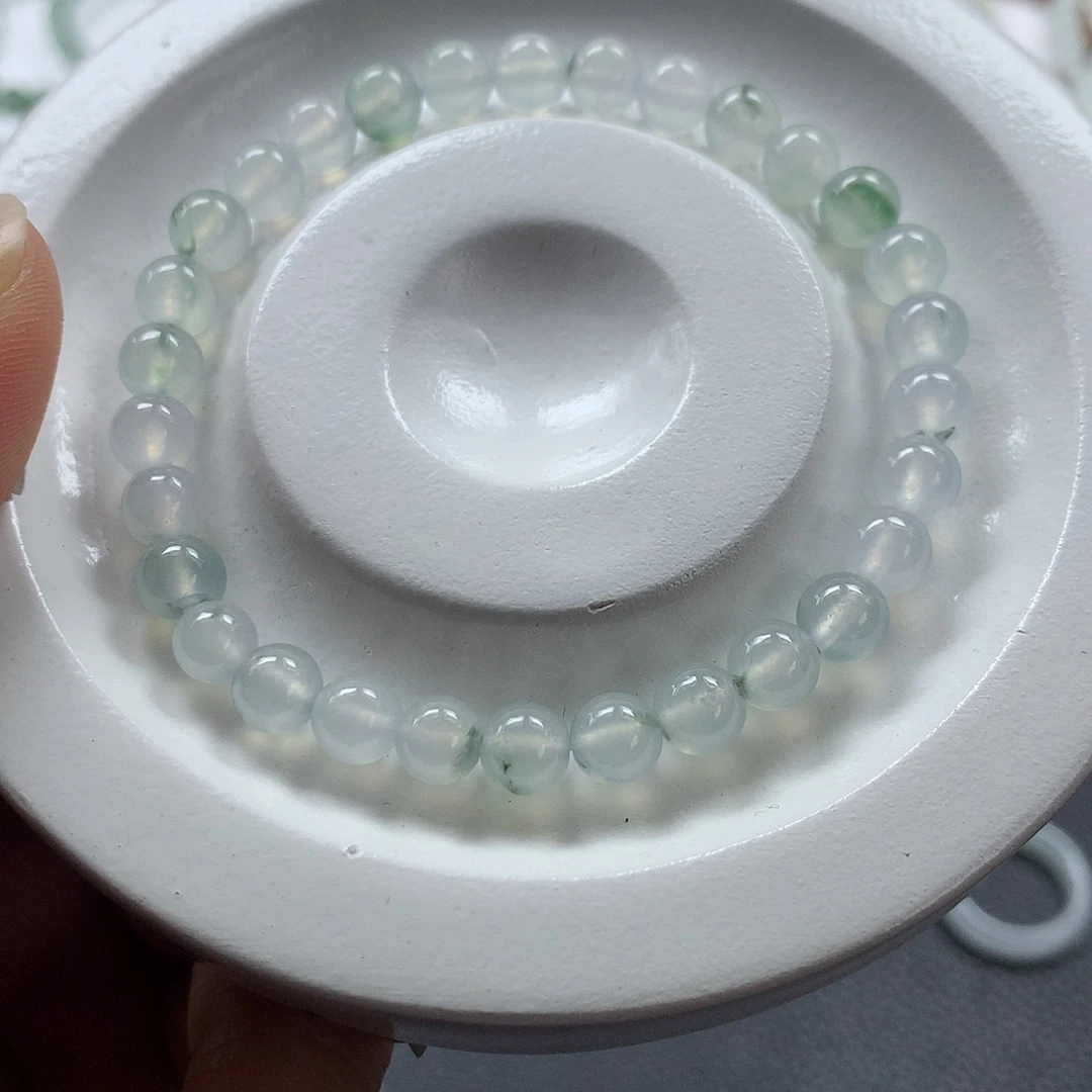 翡翠未镶嵌颈饰手串