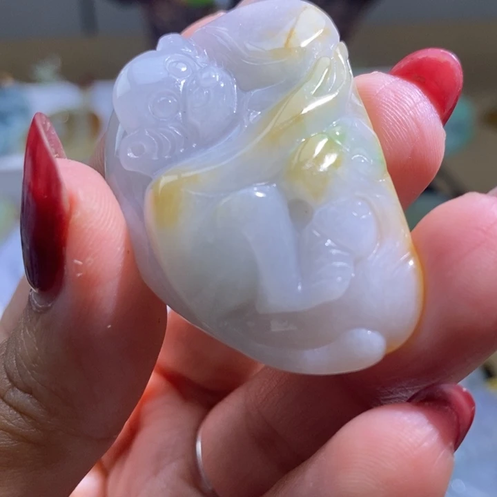 【闪购商品】翡翠未镶嵌颈饰猴子