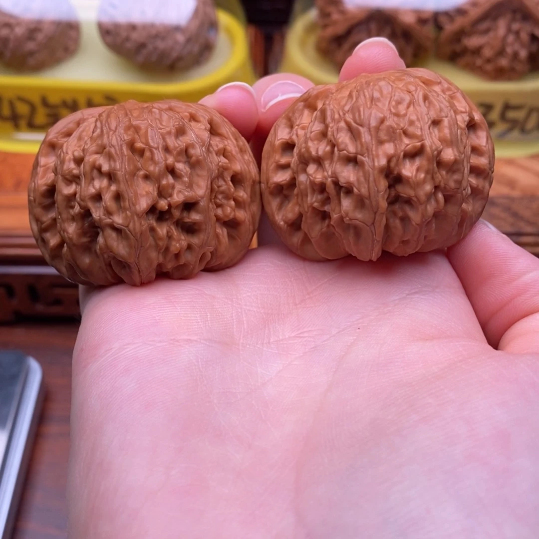 文玩核桃吊坠磨盘