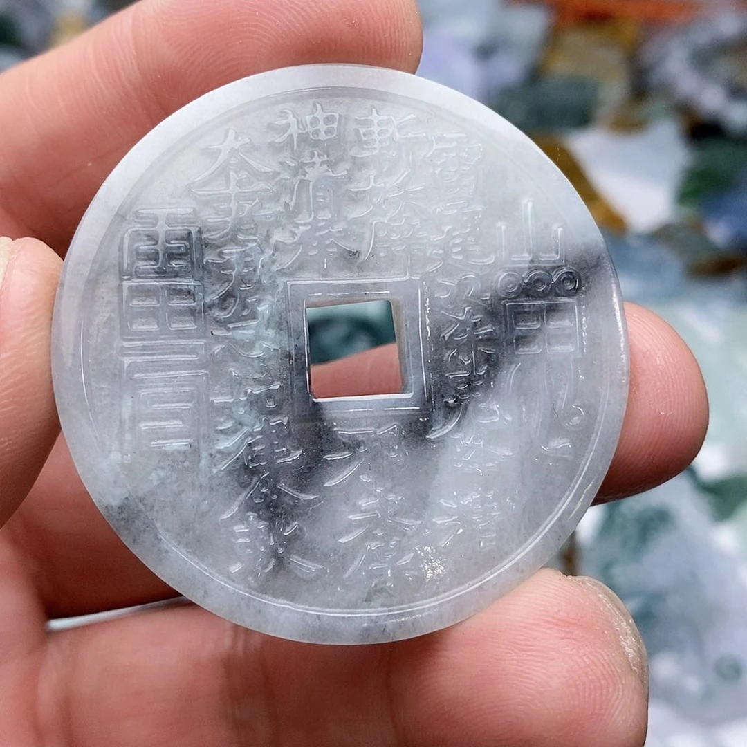 翡翠颈饰未镶嵌山鬼花錢