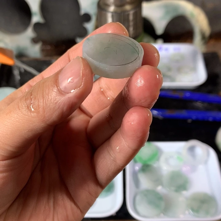 定制翡翠未镶嵌天然翡翠