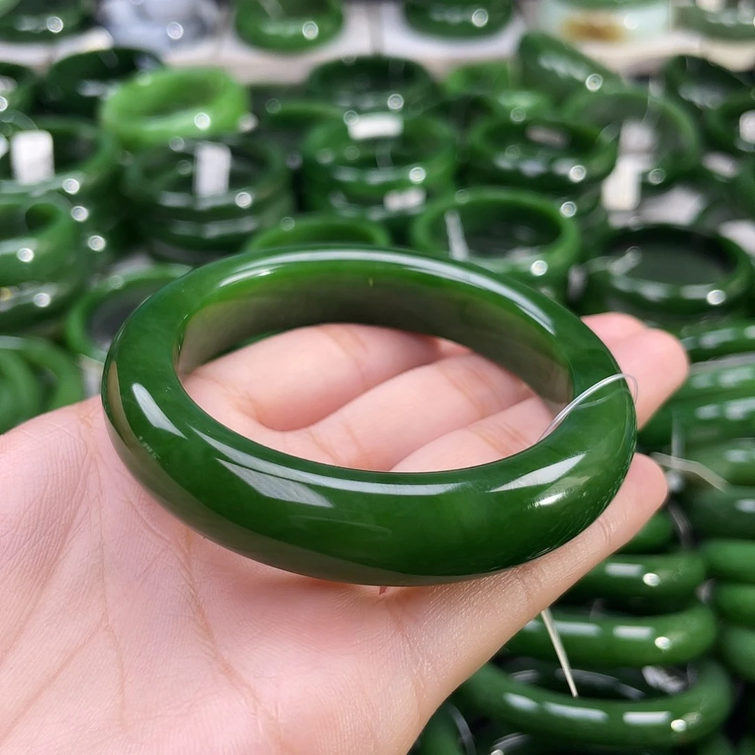 未镶嵌手镯和田玉（碧玉）