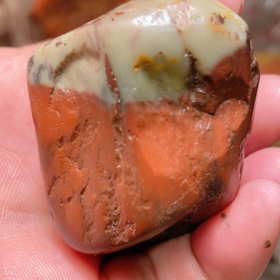 【闪购商品】老挝石昌化朱砂石