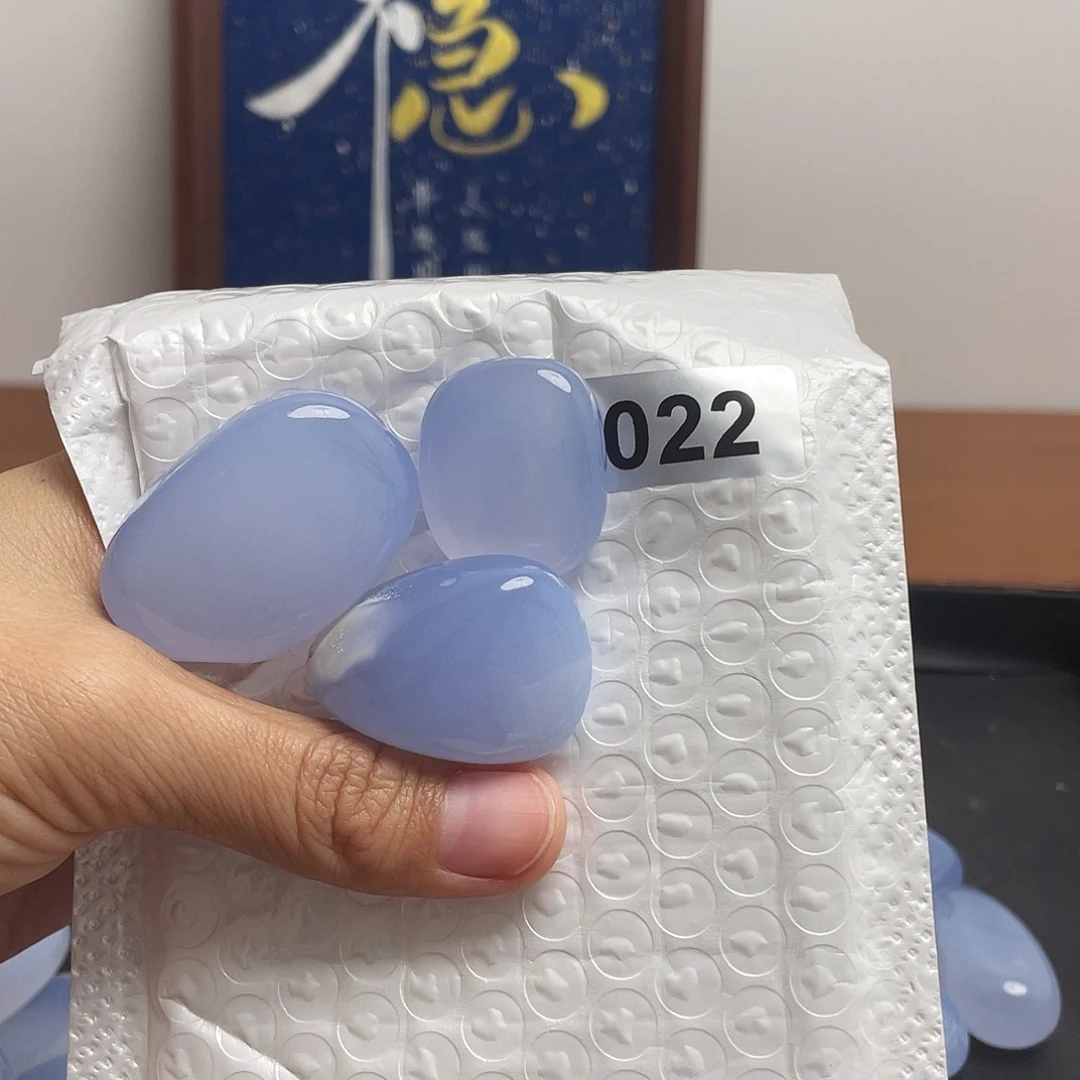 玛瑙/玉髓未镶嵌珠宝奇石