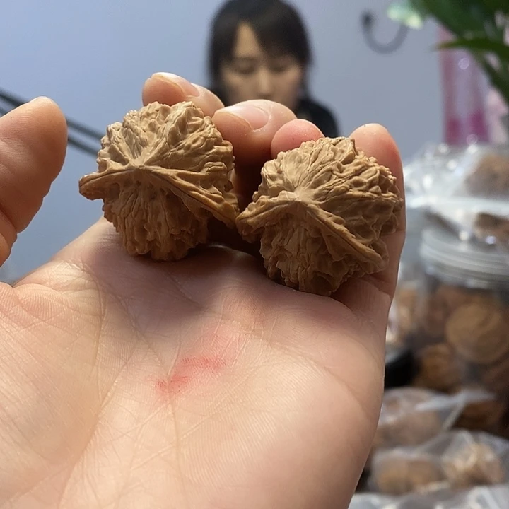 把件文玩核桃盘山异形