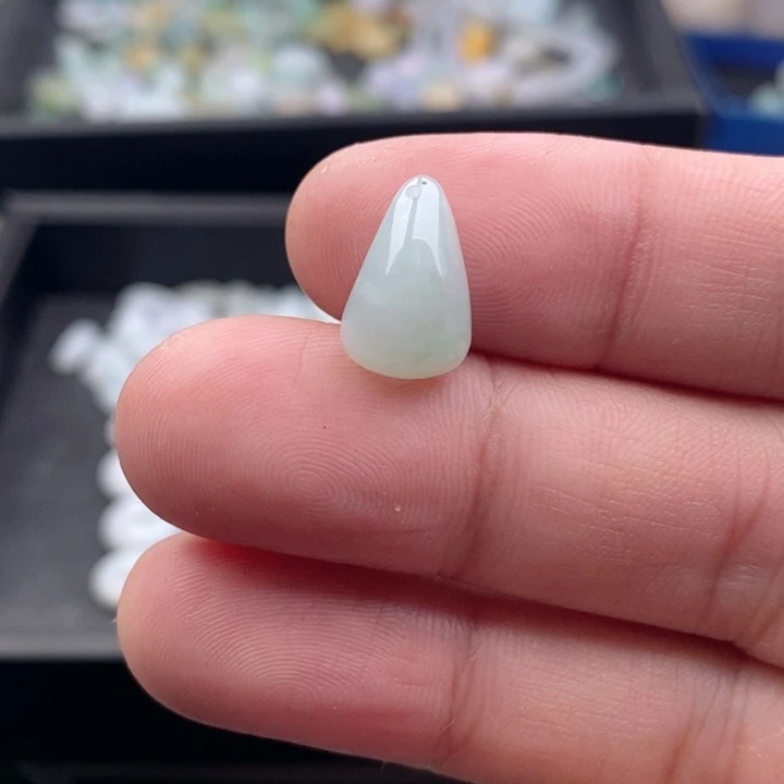 A***a翡翠未镶嵌吊坠(不含链)