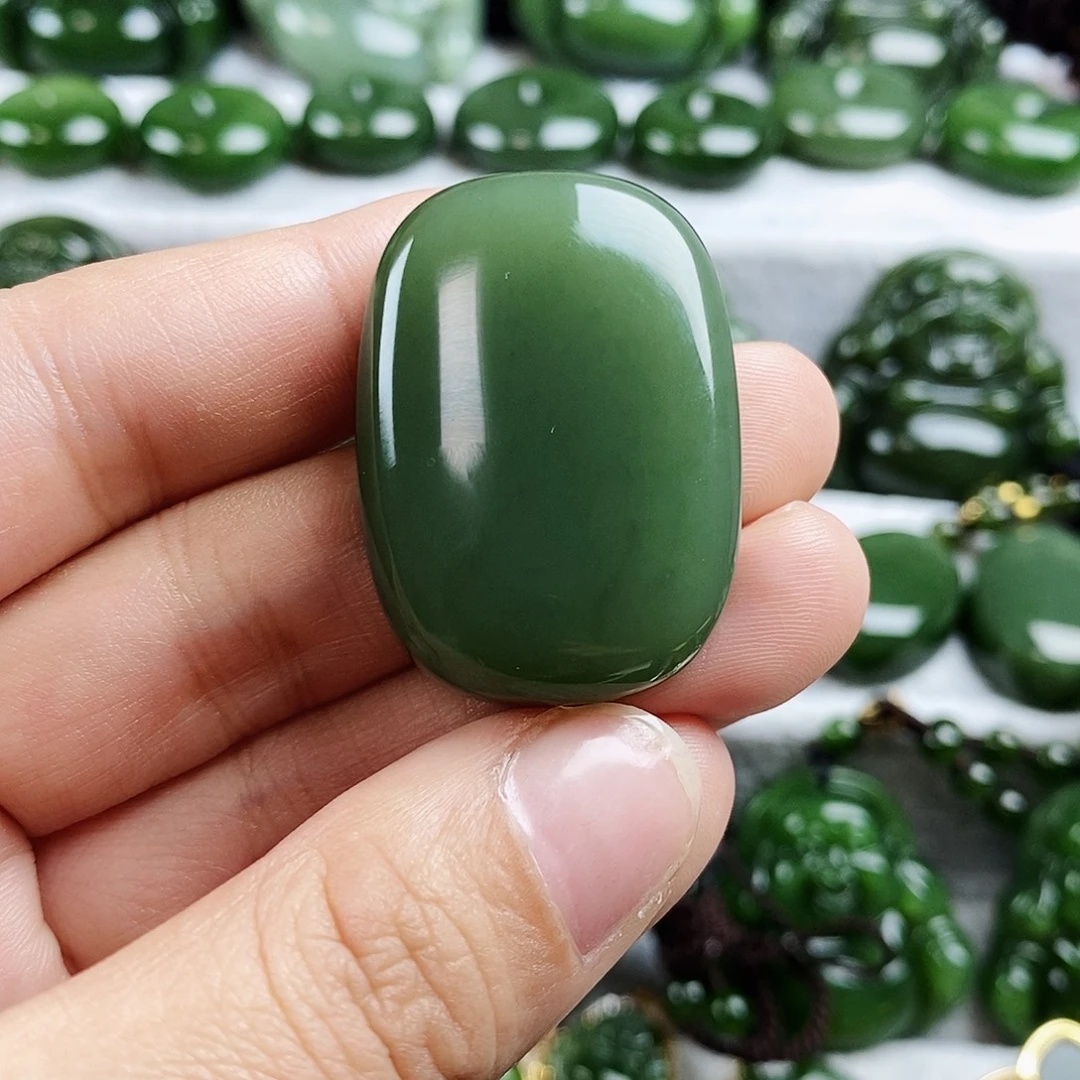 和田玉（碧玉）未镶嵌颈饰