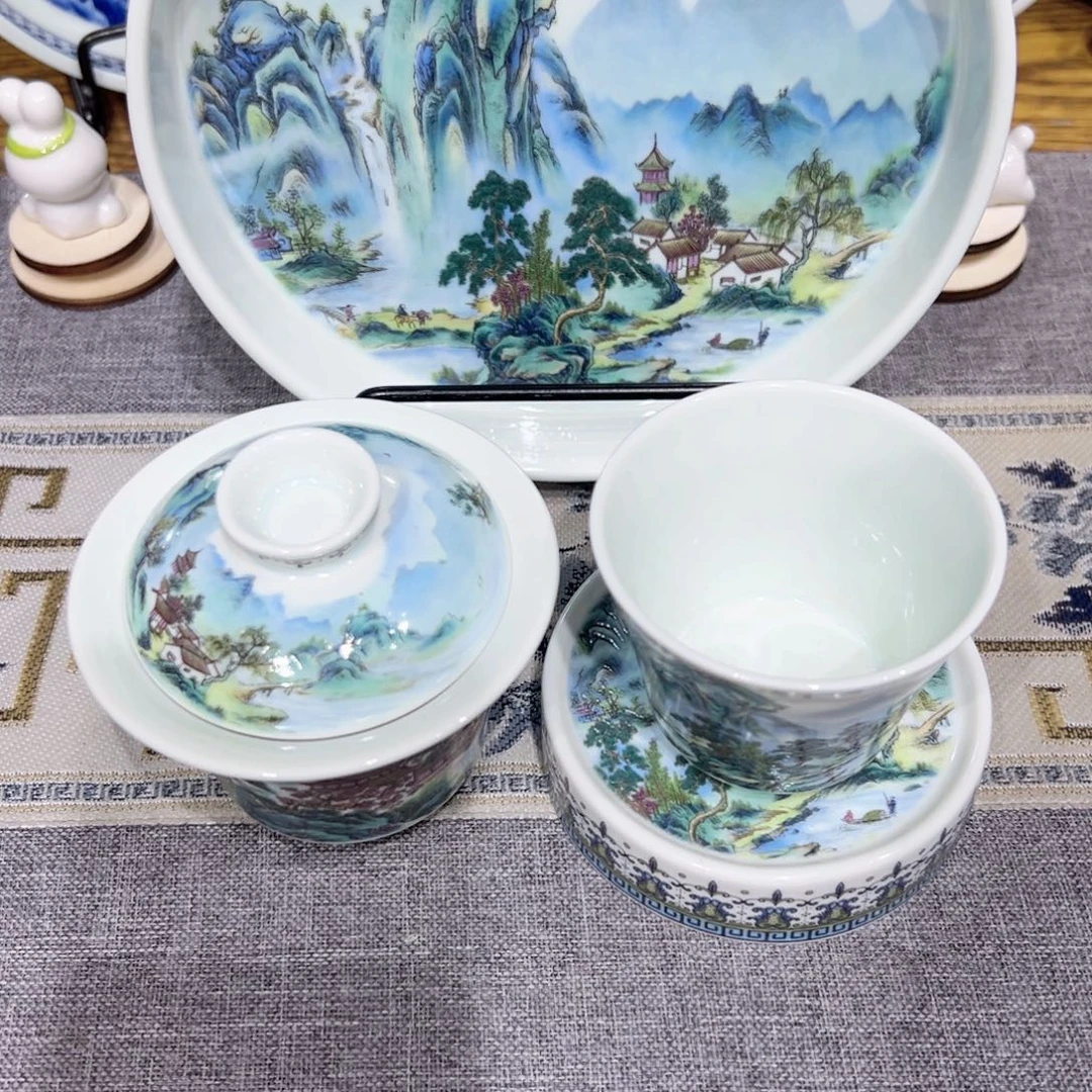 景德镇市和上海浦东国际机场的