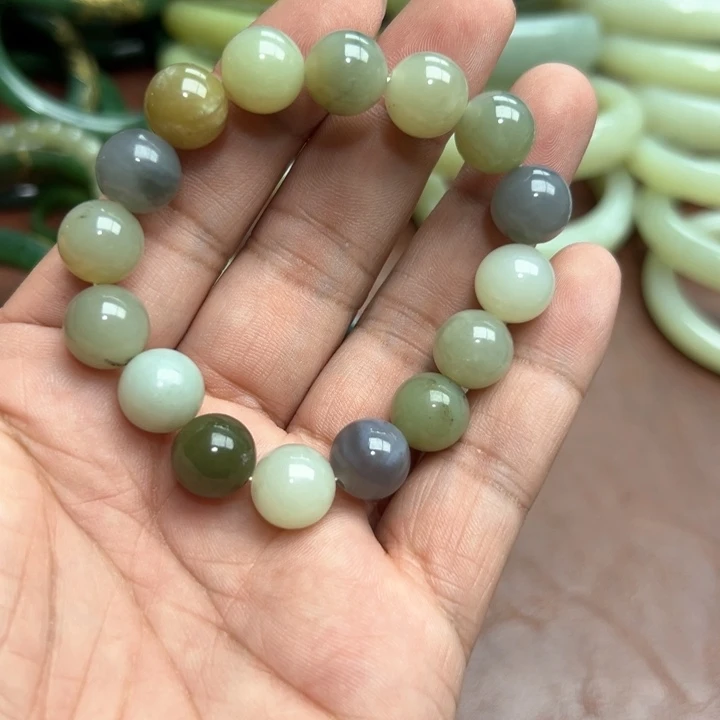 和田玉手镯未镶嵌12