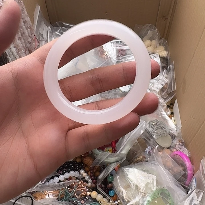 超***）玛瑙/玉髓未镶嵌手链