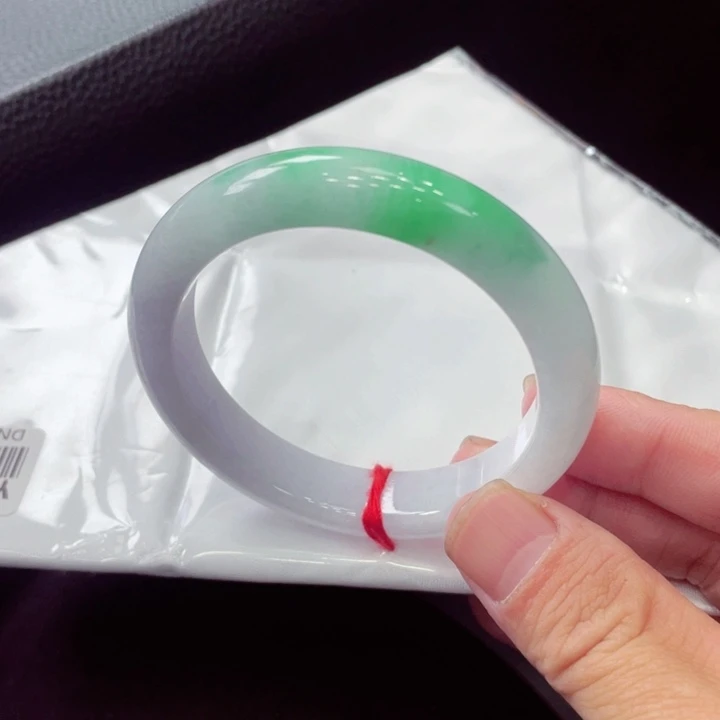未镶嵌手镯翡翠翡翠