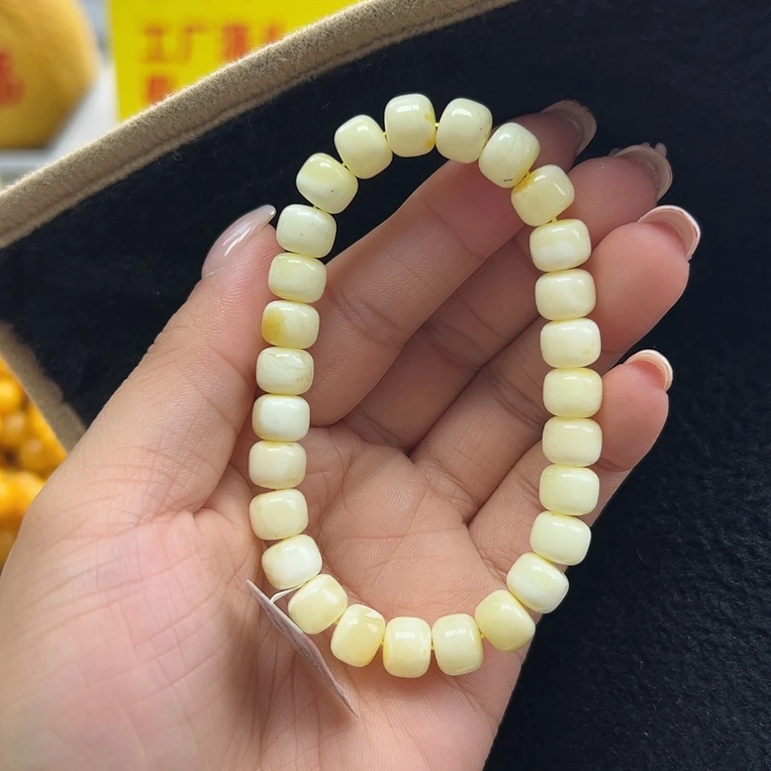 未镶嵌琥珀珠宝奇石