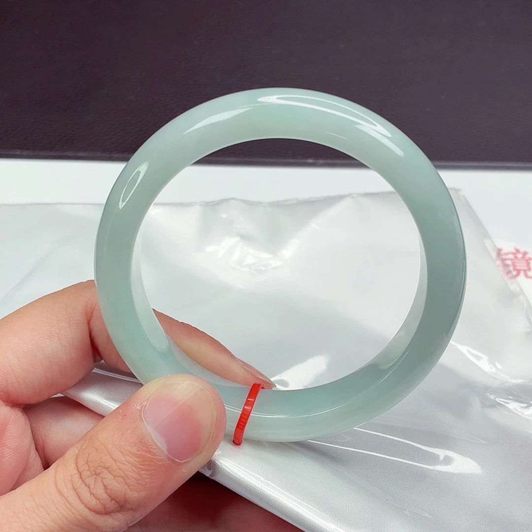 翡翠未镶嵌手镯58圈口