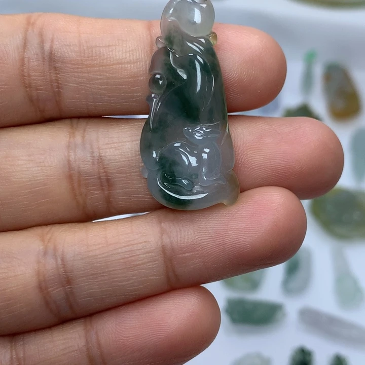 翡翠未镶嵌吊坠(不含链)