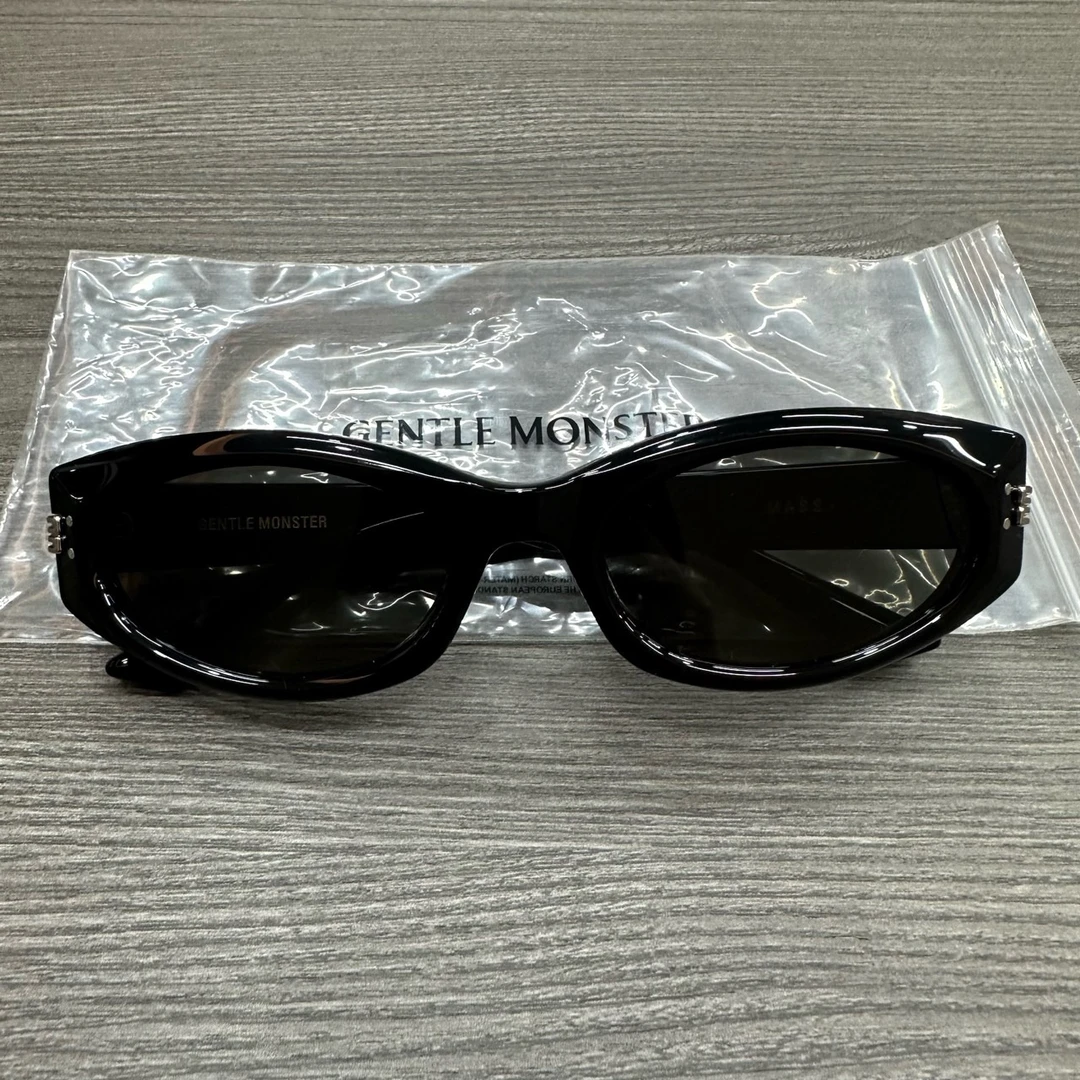 gentle monster mass 系列 黑色 墨镜 全新 带盒 手提袋