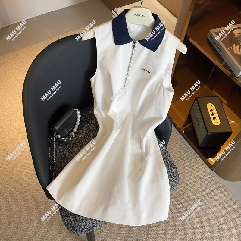 2026夏季减龄时尚小众设计休闲撞色翻领无袖连衣裙 DY7805