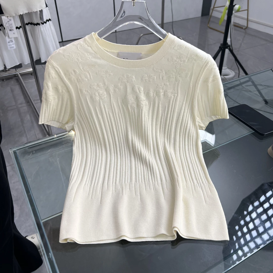 【8023】圆领翻花修身针织短袖女2025年夏新品花束图案T恤