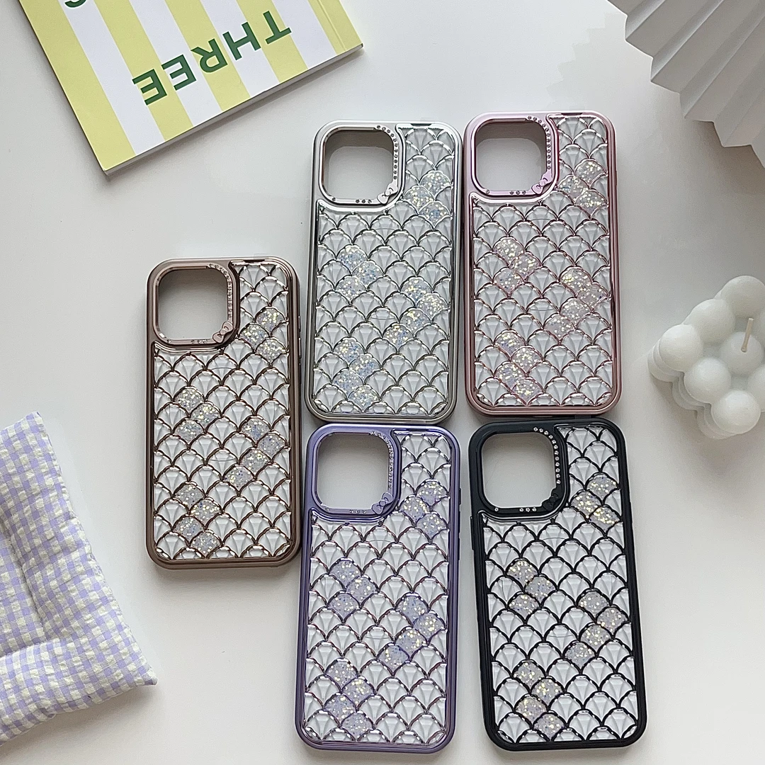 【萌】随心搭磁吸银杏纹金属边点钻镜头框手机壳适用于苹果16promax