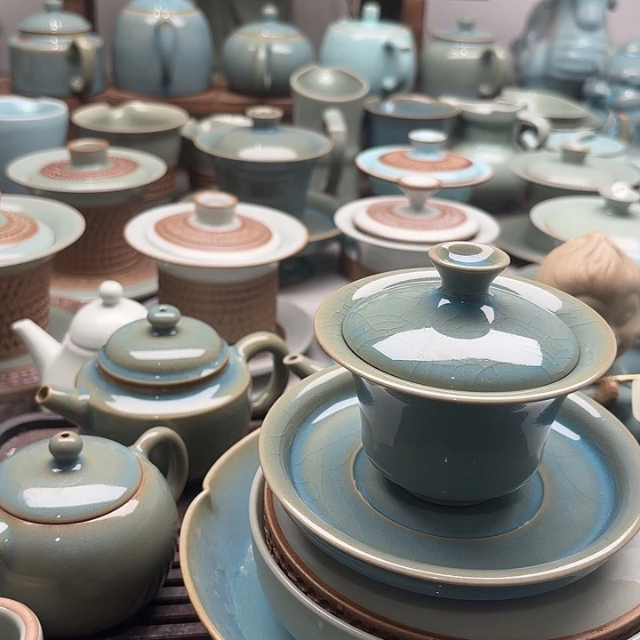 一级品，容量100，全手工，天蓝釉