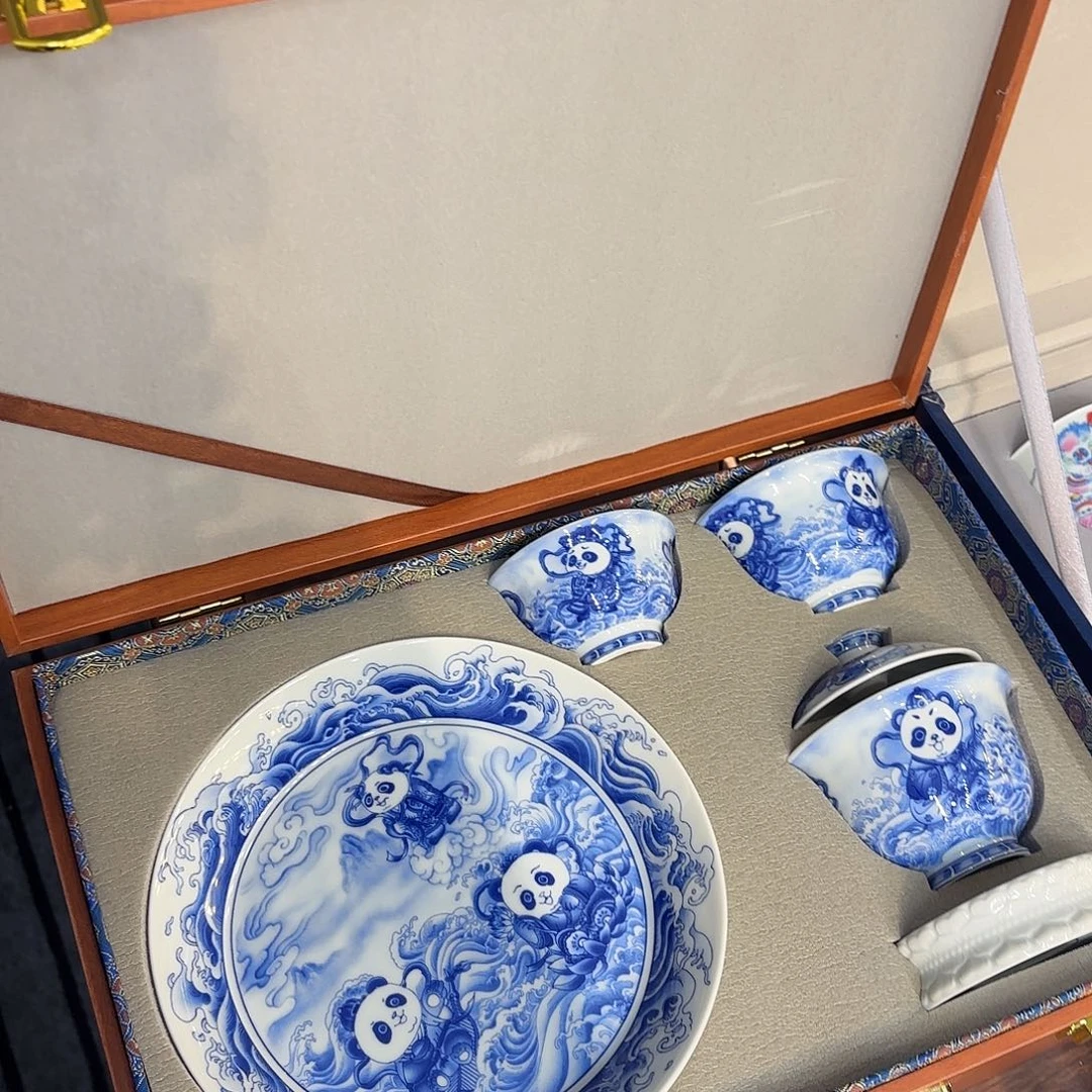 陶杯子景德镇陶瓷艺术展