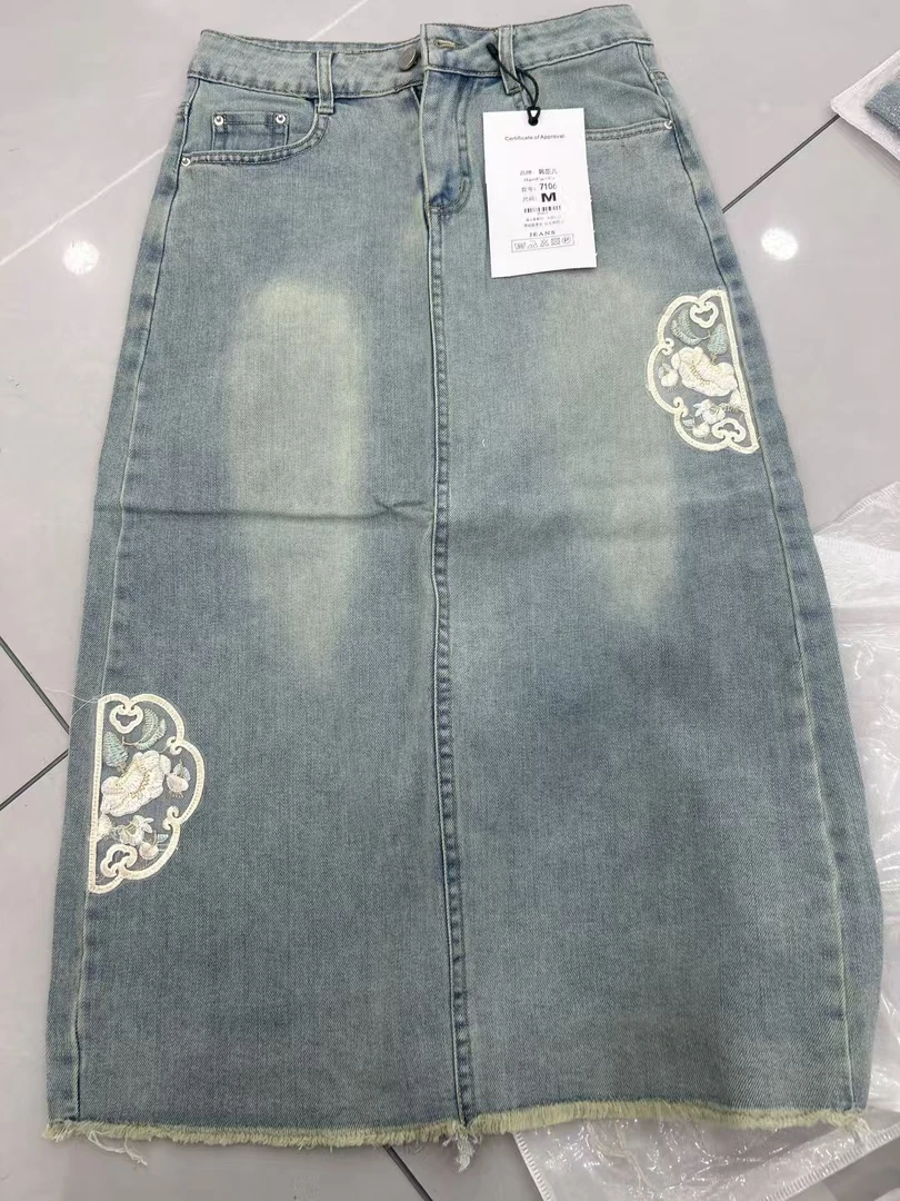 新中式国风牛仔女夏显瘦包臀裙中长款A字开叉刺绣半身裙