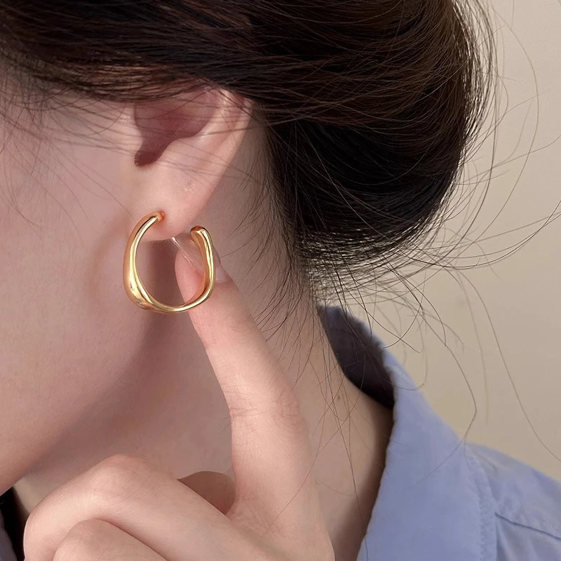 百搭不规则素圈耳钉女轻奢高级感气质耳钉复古极简小众轻奢独特