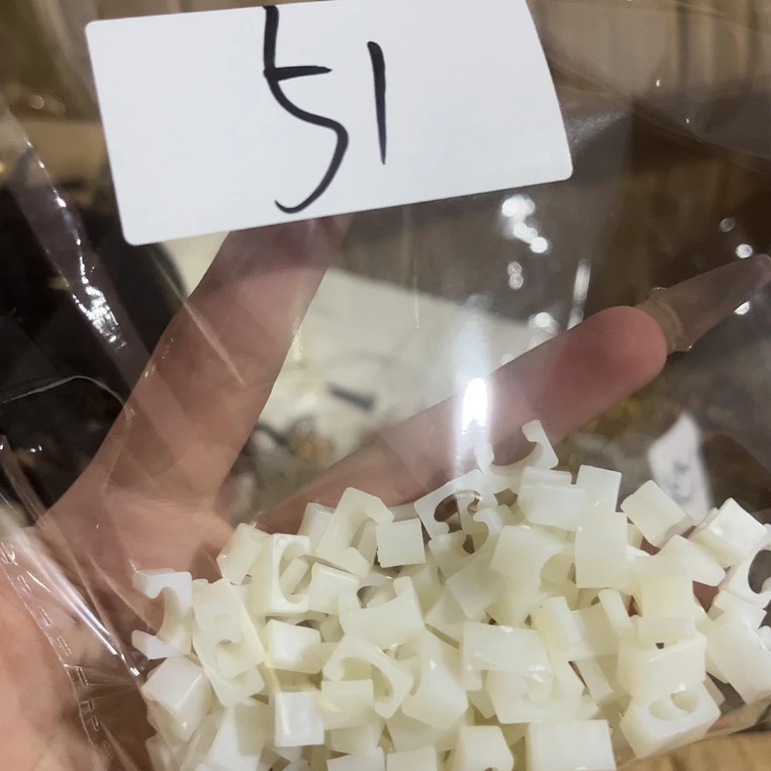 51和我一样的爱吃火锅啊呜呜啊