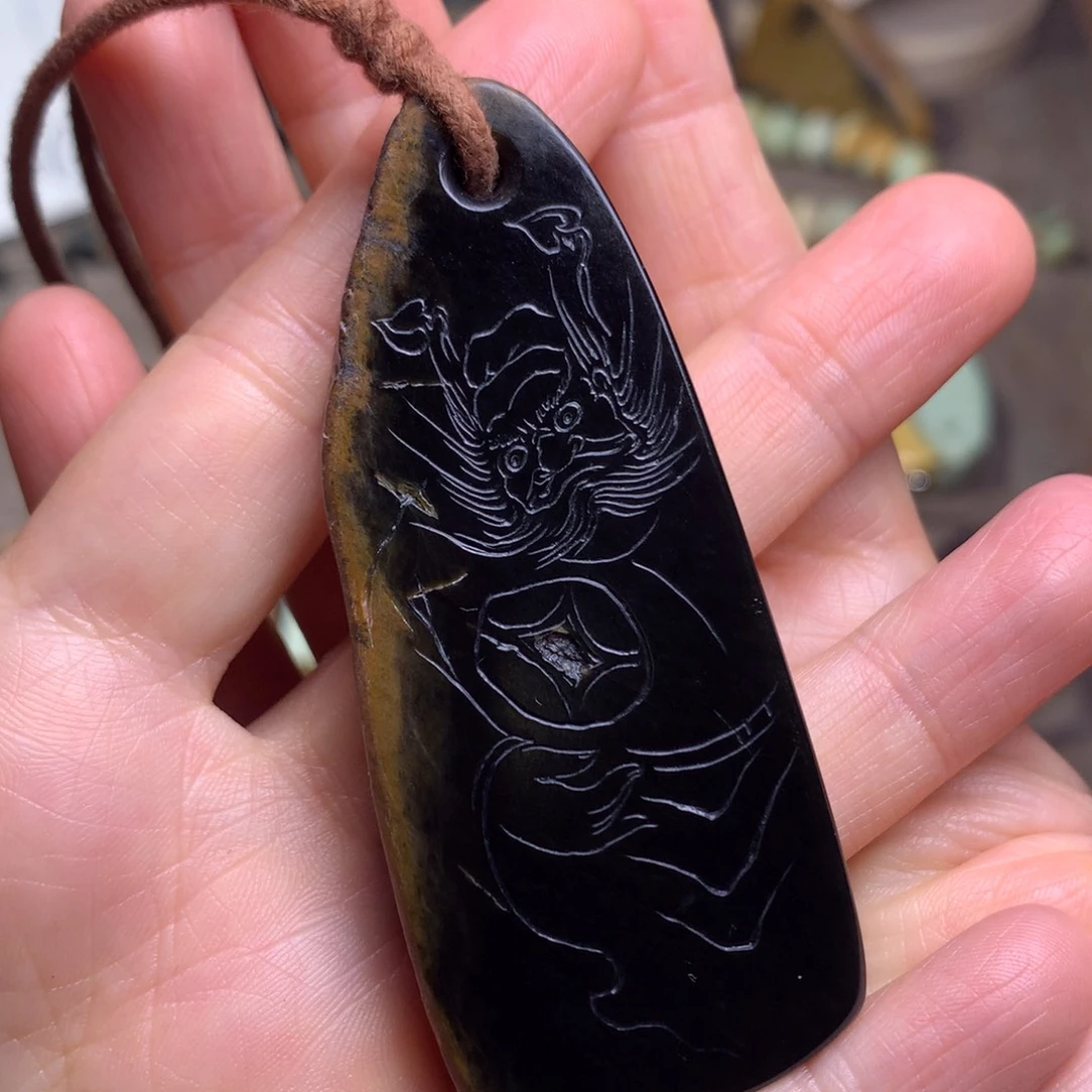 岫岩河磨玉（透闪石质玉）未镶嵌把件
