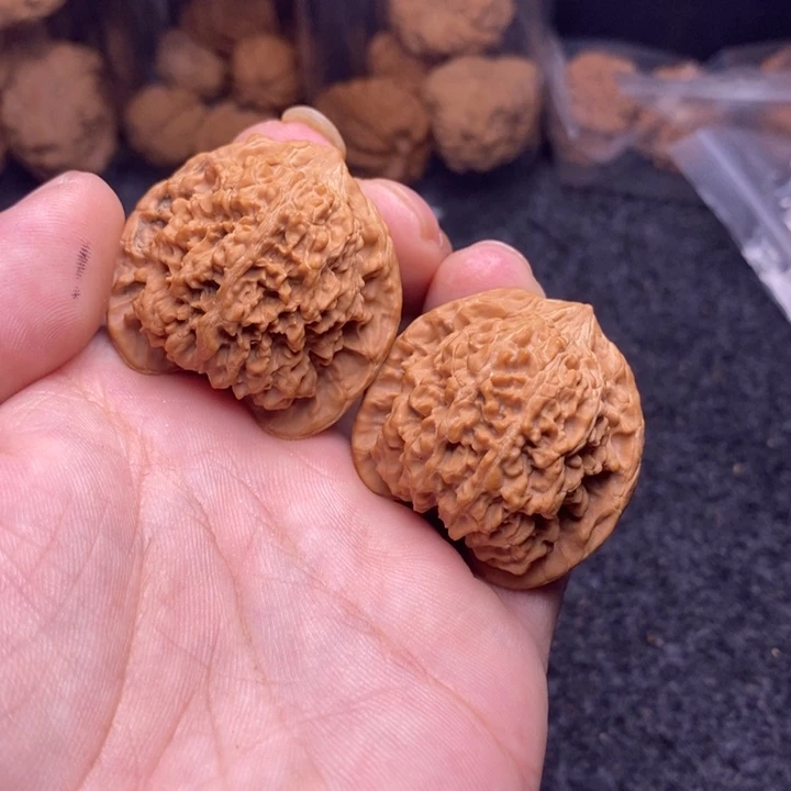 文玩核桃吊坠40全品满天星