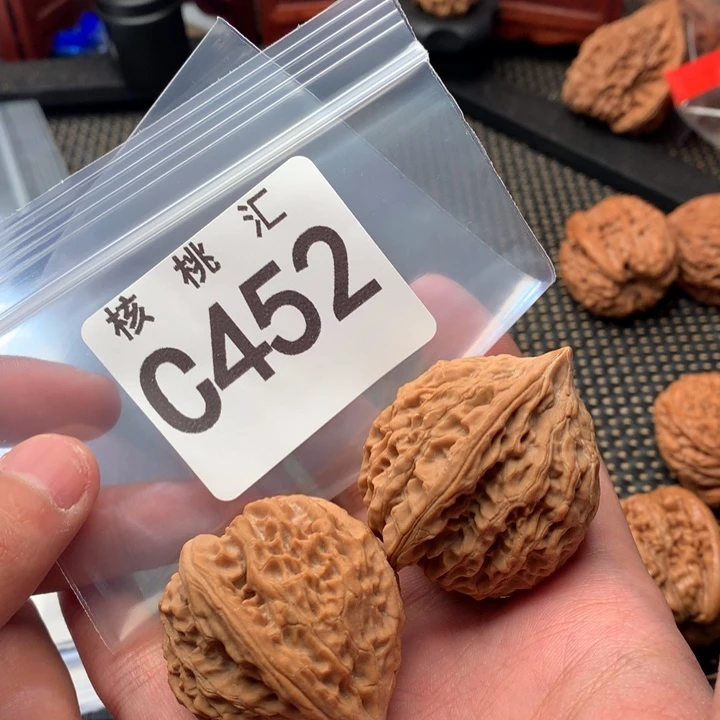 吊坠文玩核桃原树鸡心