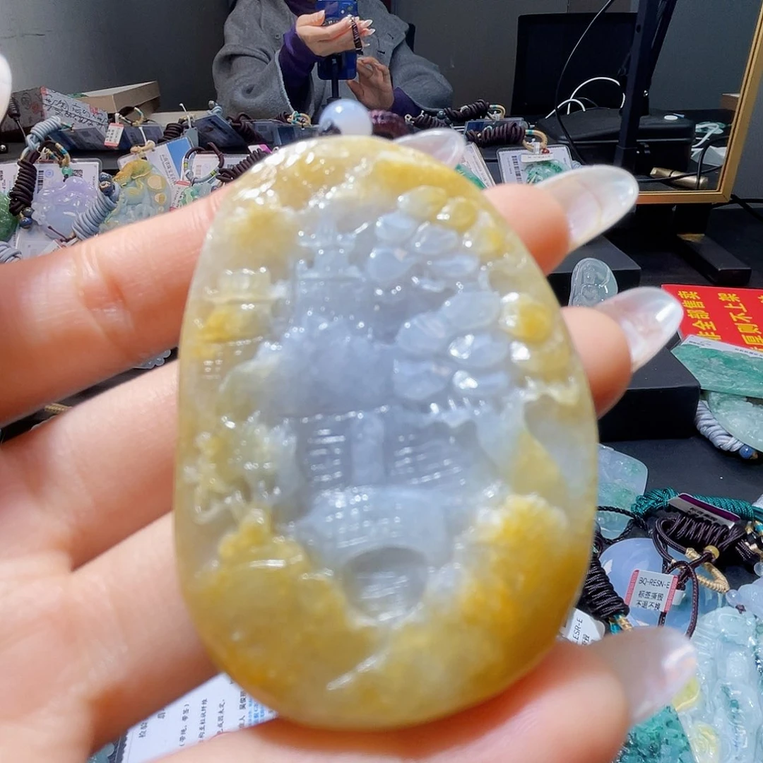 颈饰未镶嵌翡翠一