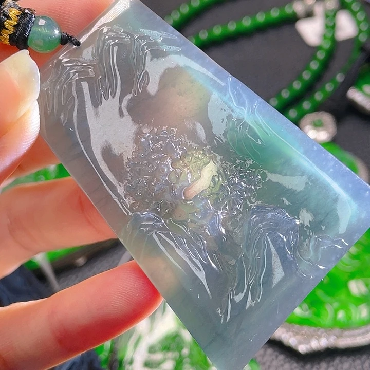 翡翠颈饰未镶嵌02，