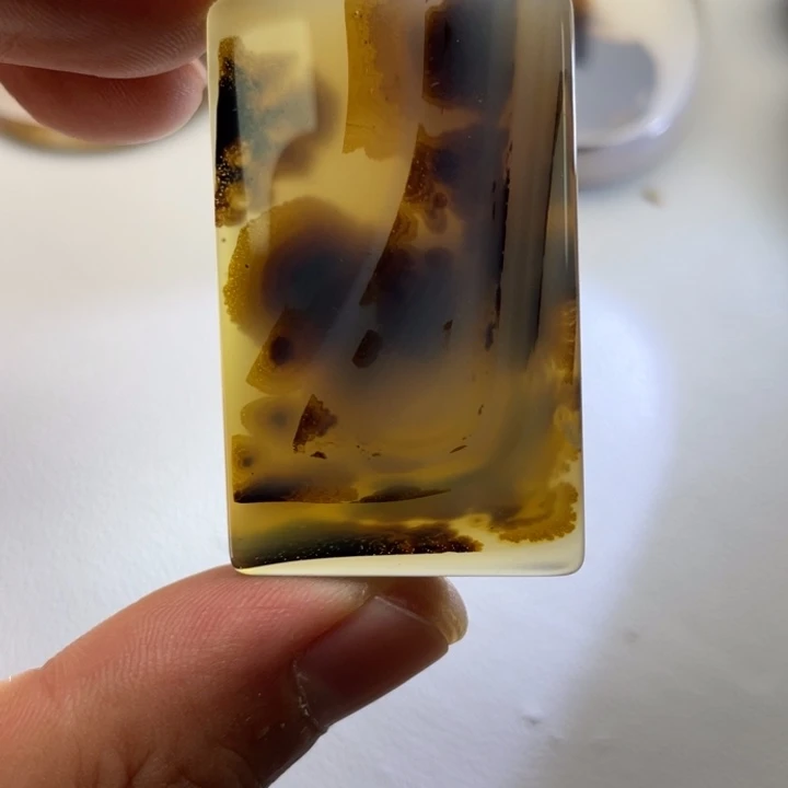 玛瑙/玉髓颈饰未镶嵌鸿**头