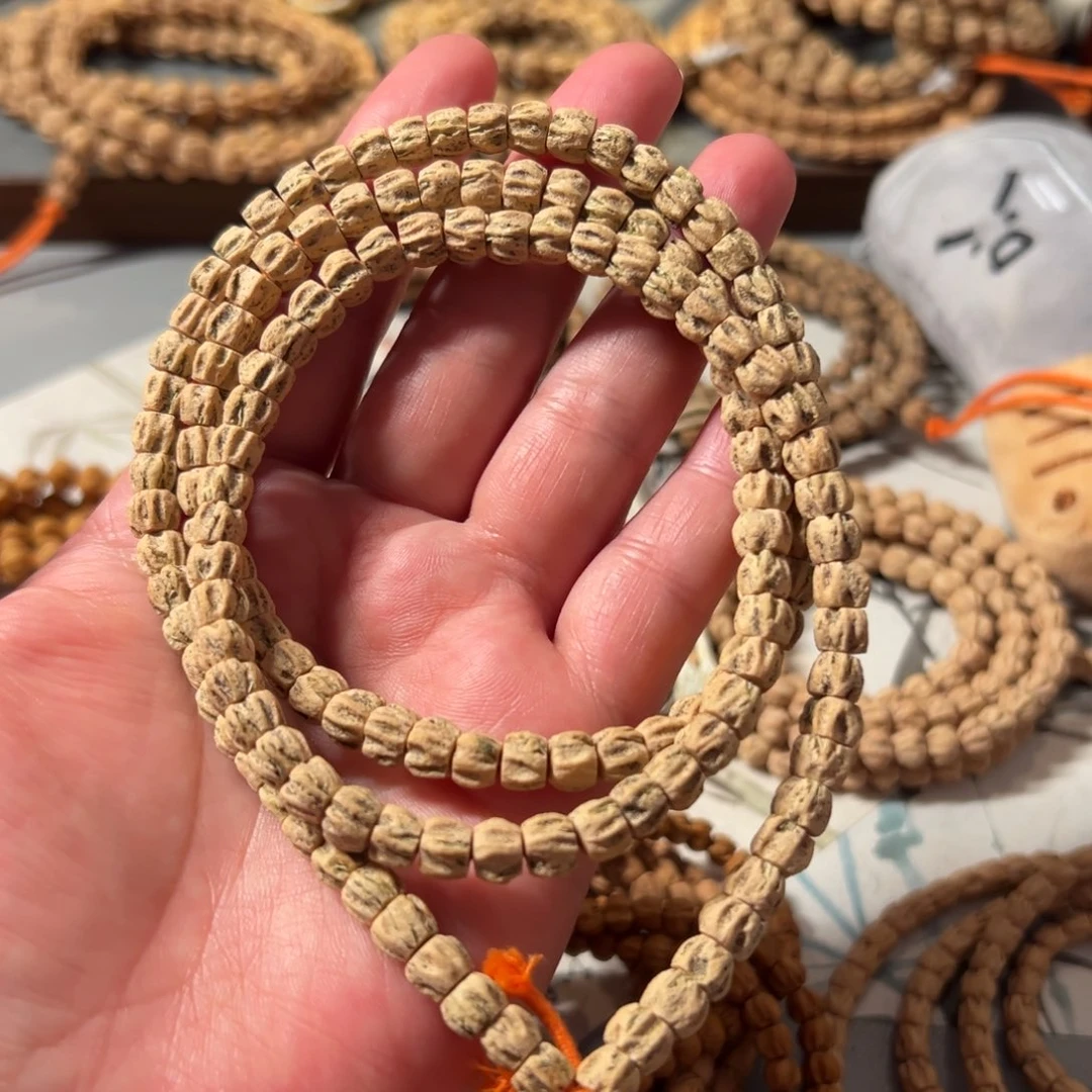 柏香籽/百香籽吊坠