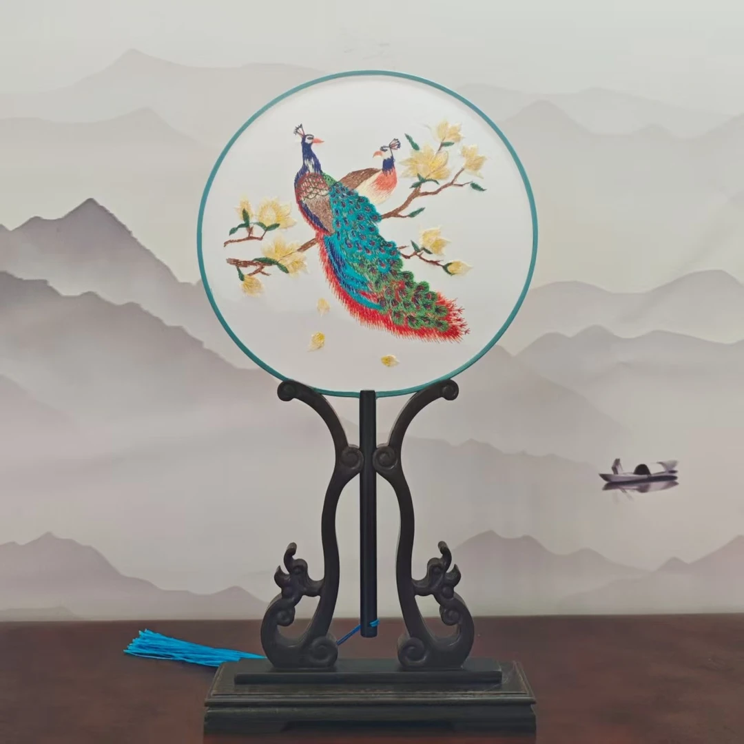 151号玉兰孔雀  苏绣双面绣团扇非遗文化传承