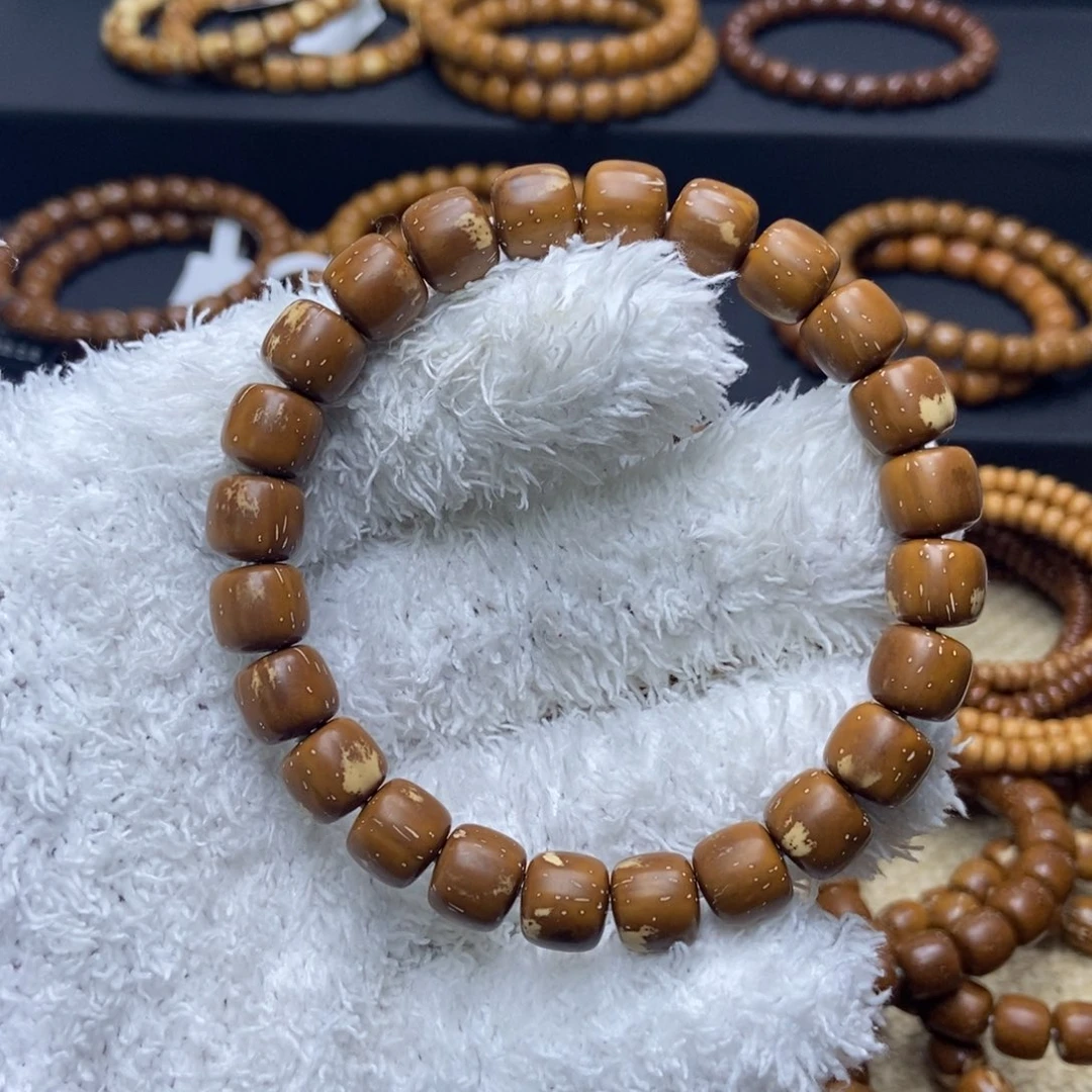 手串紫金鼠实心老型卡10.7面有白花