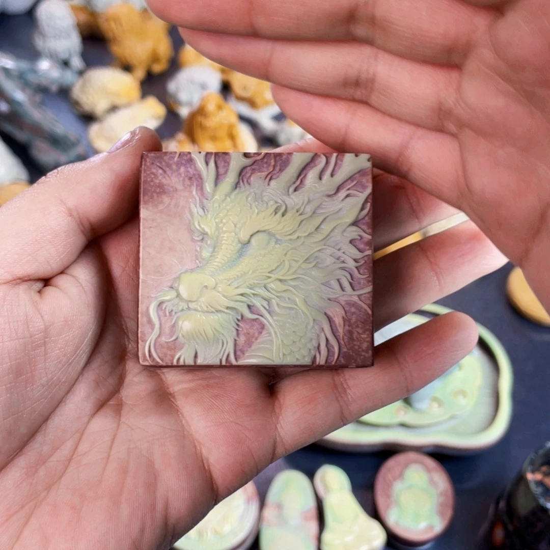 龙行天下紫袍玉双带